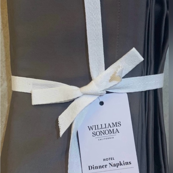 Williams Sonoma 12 Charcoal Hotel Dinner Napkins - Picture 5 of 9